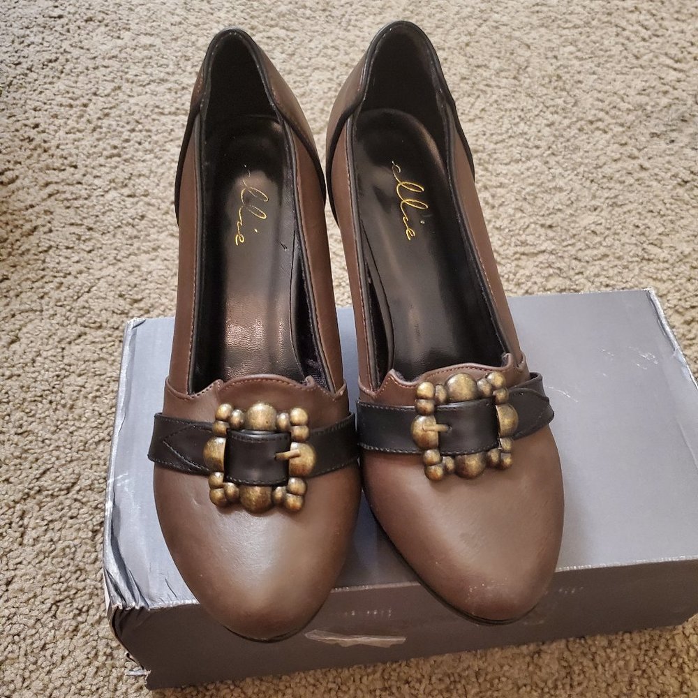 Ellie heels size 8 new